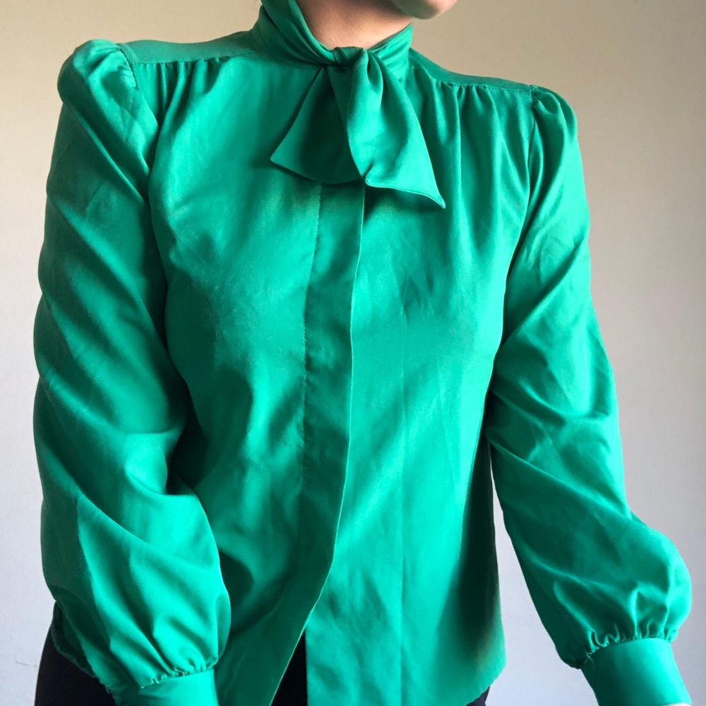 Classy green button down. - Picture 2 of 2